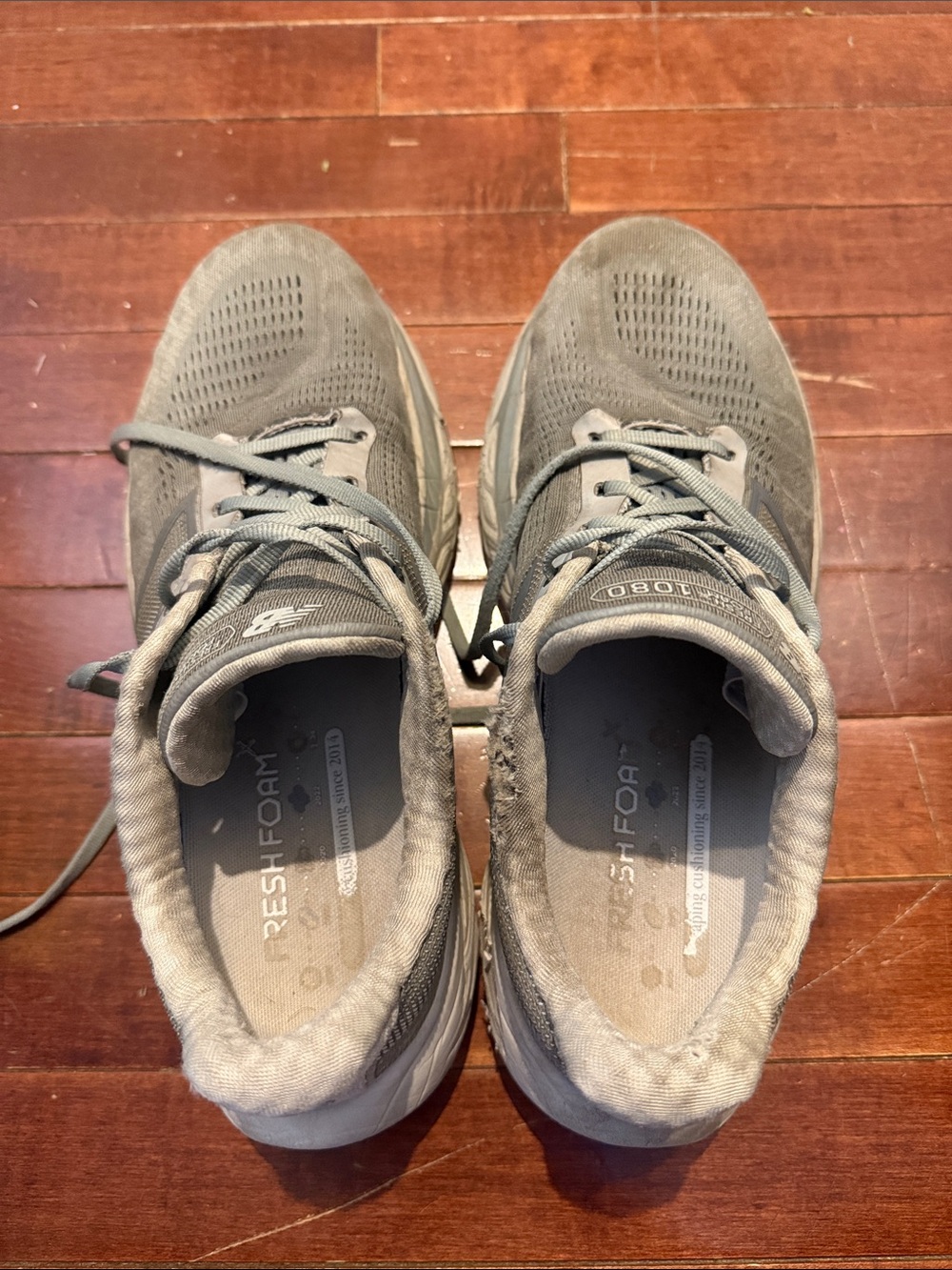 New Balance Men’s Gray Mesh Running Sneakers